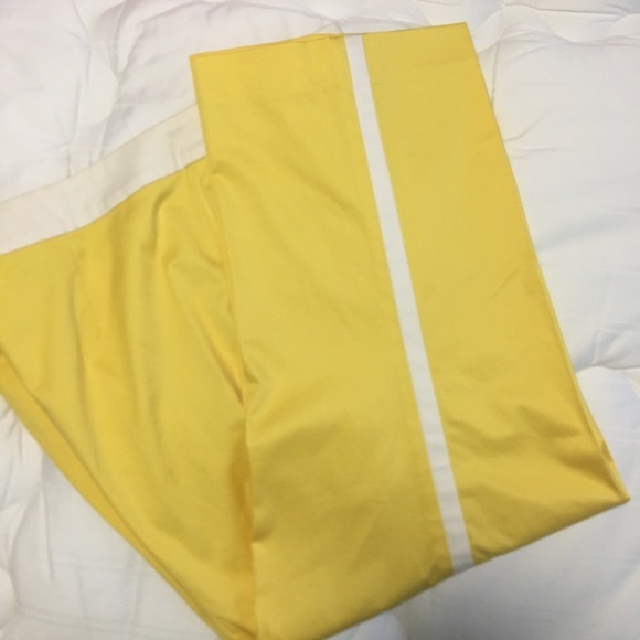ESCADA 2 PIECE JACKET 43 AND PANTS 44 SET IN SUNFLOWER IN EXCELLENT CONDITION - Picture 10 of 16